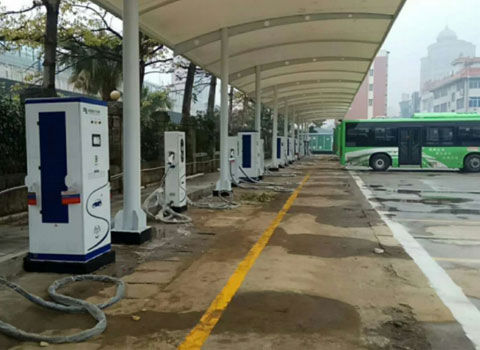 柳州市柳北区雀山公园公交站充电站