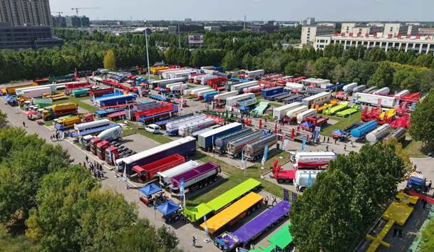 擎动新未来·共绘零碳路 | 诸侯快讯新能源携手远通集团重磅亮相梁山(图2)