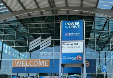 走出中国，亮相世界！诸侯快讯新能源闪耀欧洲智慧能源博览会(图2)